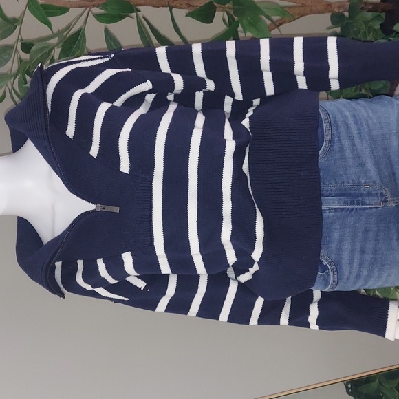 Banana Republic Sweaters - Banana Republic Organic Cotton Navy and Cream striped Sweater